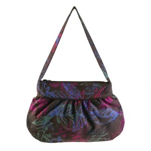 Ruskeasävyinen laukku